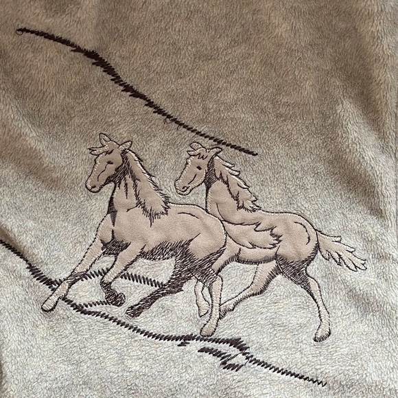 Northern Reflections Sweater-style Shirt - Picture 4 of 9